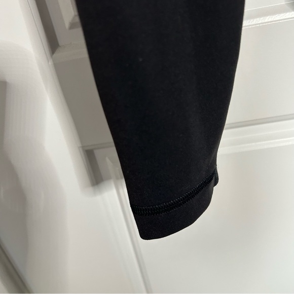 LULULEMON WUNDER TRAIN CONTOUR FIT SIZE 4 HIGH RISE 25” IN BLACK BARELY WORN - Picture 9 of 13